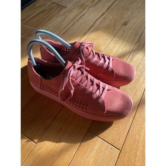Toms women's red/pink suede lace up low top side eyelet casual sneakers size W6 - Picture 1 of 7